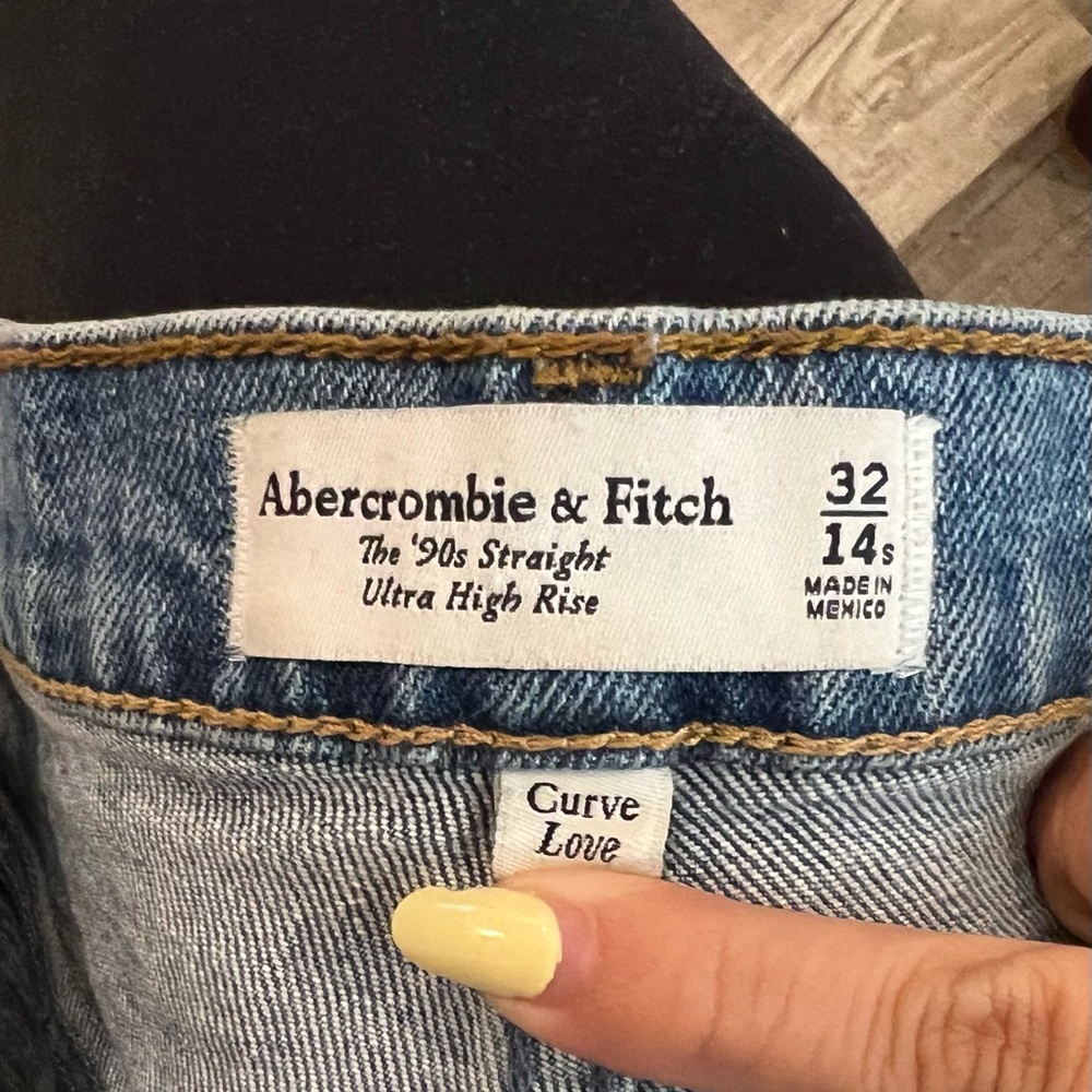 Abercrombie & Fitch High Rise Blue Jeans